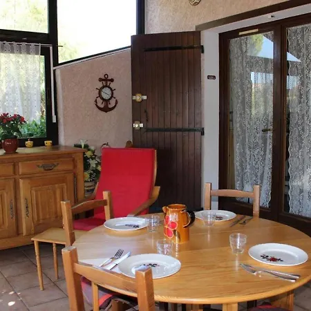 Hébergement de vacances Maison Gruissan, 3 Pièces, 5 Personnes - Fr-1-229-72 *