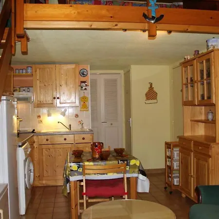 Maison Gruissan, 3 Pièces, 5 Personnes - Fr-1-229-72 Hébergement de vacances