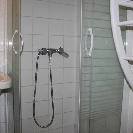 Maison Gruissan, 3 Pièces, 5 Personnes - Fr-1-229-72 Hébergement de vacances *